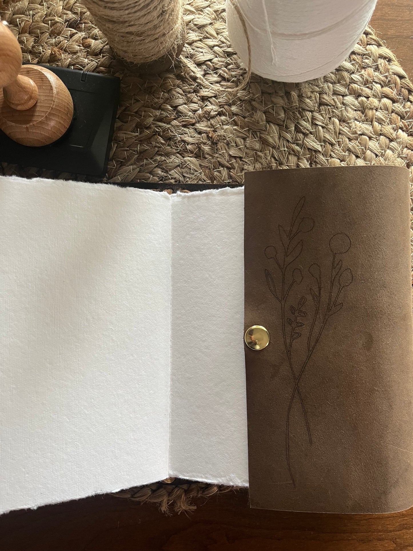 100 pg Refillable Leather Journal